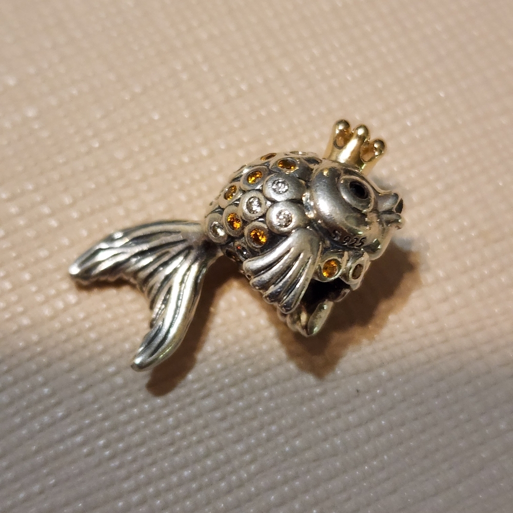 TT fairytale fish